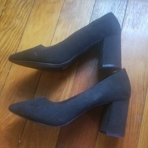 Katie & Kelly black heels.  Size 7.5